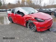 ✅ 2022 Tesla Model Y Performance • VIN: 7SAYGDEF6NF379665 • Lot: 43461107. Wystawiony na IAAI z przebiegiem 31 393 mil. Bezpłatny archiwum sprzedaży aukcyjnych z USA i szczegółowy raport historii pojazdu na DreamBid. Zdjęcie 1.