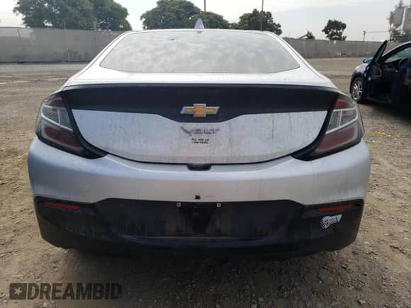 ✅ 2018 Chevrolet Volt LT • VIN: 1G1RC6S5XJU124015 • Lot: 62977943. Wystawiony na Copart z przebiegiem 66 152 mil. Bezpłatny archiwum sprzedaży aukcyjnych z USA i szczegółowy raport historii pojazdu na DreamBid. Zdjęcie 6.