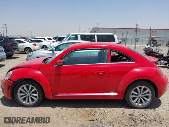 ✅ 2013 Volkswagen Beetle 2.0L TDI • VIN: 3VWJL7AT1DM634575 • Lot: 42554392. Listed on IAAI with 65,249 mi. Free auction sales archive from the USA and detailed vehicle history report at DreamBid. Image 14.