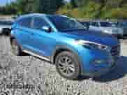 2017 Hyundai Tucson SE с VIN KM8J3CA42HU497583, выставлен на аукционе Copart как лот 71216015 с пробегом 76 038 миль миль и Списание • Salvage title. История ставок и продаж доступна на DreamBid. Изображение 4.
