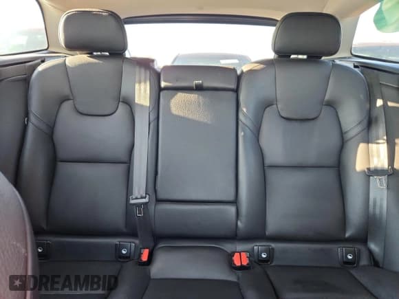 ✅ 2022 Volvo XC60 Momentum • VIN: YV4L12RK7N1088540 • Lot: 70674535. Listed on Copart with 38,479 mi. Free auction sales archive from the USA and detailed vehicle history report at DreamBid. Image 10.