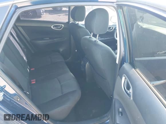 ✅ 2019 Nissan Sentra S • VIN: 3N1AB7AP6KY304318 • Лот: 43552434. Опубликован ранее на IAAI с пробегом 126 164 миль. Бесплатный доступ к архиву аукционных продаж из США и подробный отчёт об истории автомобиля на DreamBid. Изображение 8.