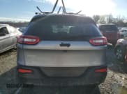 ✅ 2018 Jeep Cherokee Limited • VIN: 1C4PJLDB0JD573676 • Lot: 87696405. Wystawiony na Copart z przebiegiem 87 593 mil. Bezpłatny archiwum sprzedaży aukcyjnych z USA i szczegółowy raport historii pojazdu na DreamBid. Zdjęcie 6.