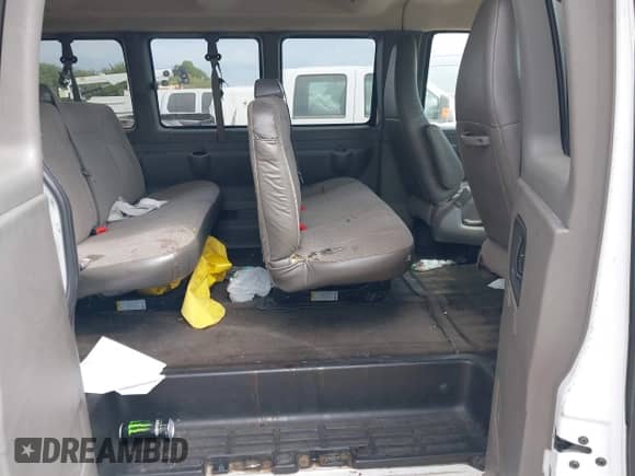 2017 Chevrolet Express Passenger LT с VIN 1GAZGPFG5H1336841, выставлен на аукционе IAAI как лот 43382617 с пробегом 147 896 миль миль и . История ставок и продаж доступна на DreamBid. Изображение 8.