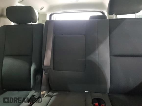 ✅ 2009 Chevrolet Suburban LS • VIN: 1GNFC16089R249869 • Лот: 81688434. Опубликован ранее на Copart с пробегом 174 768 миль. Бесплатный доступ к архиву аукционных продаж из США и подробный отчёт об истории автомобиля на DreamBid. Изображение 10.