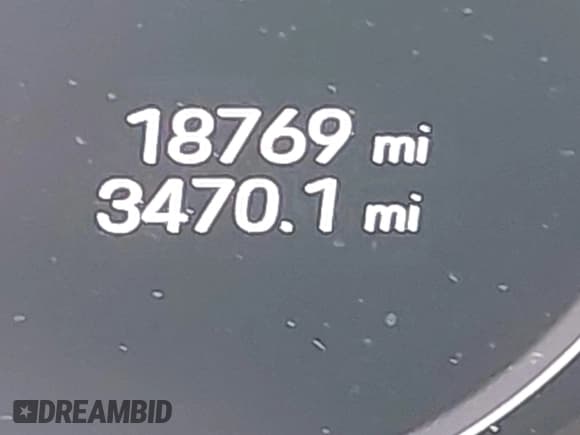 ✅ 2023 Porsche Cayenne • VIN: WP1AA2AY8PDA01206 • Lot: 42485736. Wystawiony na IAAI z przebiegiem 18 769 mil. Bezpłatny archiwum sprzedaży aukcyjnych z USA i szczegółowy raport historii pojazdu na DreamBid. Zdjęcie 16.