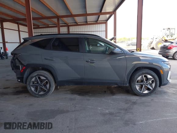 ✅ 2025 Hyundai Tucson SEL • VIN: 5NMJBCDE6SH480165 • Lot: 43613547. Wystawiony na IAAI z przebiegiem 21 681 mil. Bezpłatny archiwum sprzedaży aukcyjnych z USA i szczegółowy raport historii pojazdu na DreamBid. Zdjęcie 14.