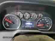 2021 Chevrolet Silverado 1500 LT z VIN 1GCPYDEK3MZ122510, wystawiony jako Copart lot #62743775 z przebiegiem 149 941 mil mil oraz Czysty tytuł • Clean title. Historia ofert i sprzedaży dostępna na DreamBid. Obrazek 9.