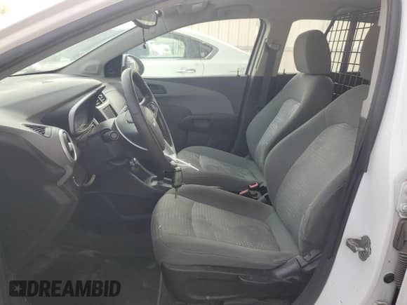 2019 Chevrolet Sonic LT с VIN 1G1JG6SB7K4142688, выставлен на аукционе Copart как лот 70878664 с пробегом 97 719 миль миль и Чистый • Clean title. История ставок и продаж доступна на DreamBid. Изображение 7.