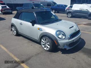 ✅ 2014 MINI Convertible S • VIN: WMWZP3C58ET298621 • Lot: 42799518. Listed on IAAI with 92,279 mi. Free auction sales archive from the USA and detailed vehicle history report at DreamBid. Image 1.