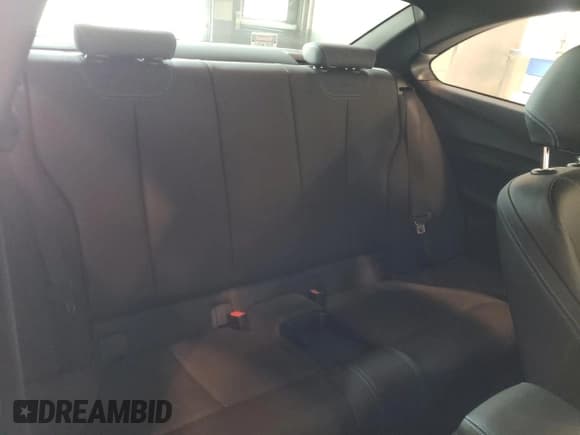 ✅ 2018 BMW M2 • VIN: WBS1J5C54JVD37762 • Лот: 67153643. Опубликован ранее на Copart с пробегом 25 271 миль. Бесплатный доступ к архиву аукционных продаж из США и подробный отчёт об истории автомобиля на DreamBid. Изображение 10.