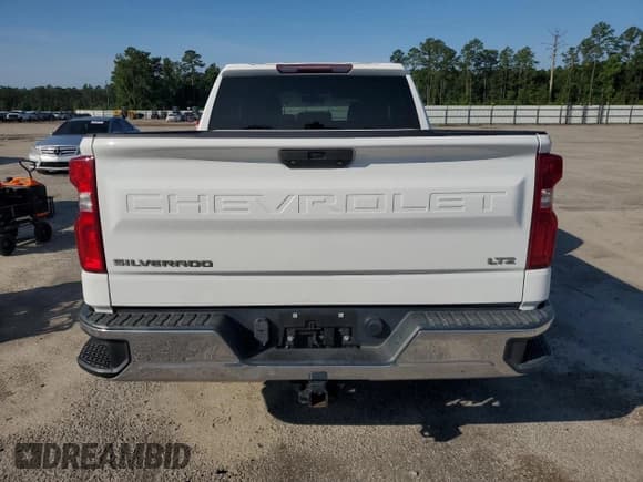 ✅ 2019 Chevrolet Silverado 1500 • VIN: 1GCRWEED1KZ325219 • Лот: 59885885. Опубликован ранее на Copart с пробегом 114 371 миль. Бесплатный доступ к архиву аукционных продаж из США и подробный отчёт об истории автомобиля на DreamBid. Изображение 6.