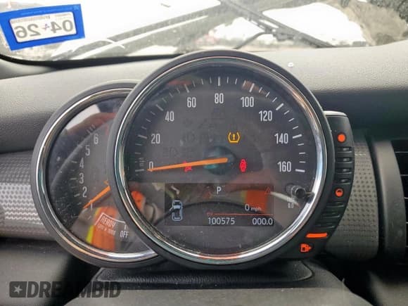 ✅ 2017 MINI Convertible Cooper • VIN: WMWWG5C32H3C20341 • Lot: 57039685. Listed on Copart with 100,575 mi. Free auction sales archive from the USA and detailed vehicle history report at DreamBid. Image 9.