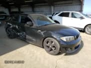 ✅ 2012 BMW 1 Series 128i • VIN: WBAUP9C55CVS94136 • Лот: 57477895. Опубликован ранее на Copart с пробегом 131 115 миль. Бесплатный доступ к архиву аукционных продаж из США и подробный отчёт об истории автомобиля на DreamBid. Изображение 4.