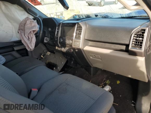 ✅ 2015 Ford F-150 XL • VIN: 1FTEX1CPXFFC87918 • Lot: 85203025. Wystawiony na Copart z przebiegiem Nie podano. Bezpłatny archiwum sprzedaży aukcyjnych z USA i szczegółowy raport historii pojazdu na DreamBid. Zdjęcie 8.