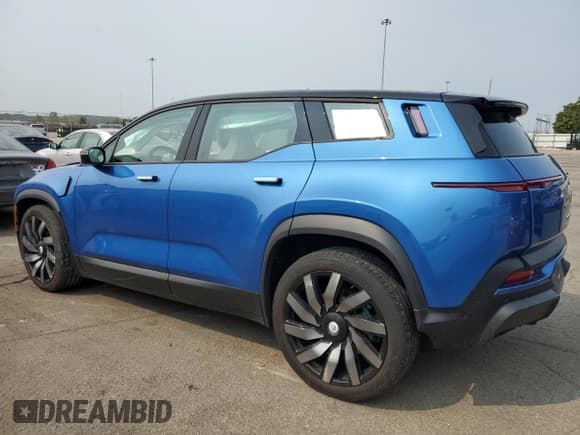 ✅ 2023 Fisker Ocean One • VIN: VCF1ZBU21PG005954 • Лот: 71794455. Опубликован ранее на Copart с пробегом Не указан. Бесплатный доступ к архиву аукционных продаж из США и подробный отчёт об истории автомобиля на DreamBid. Изображение 2.