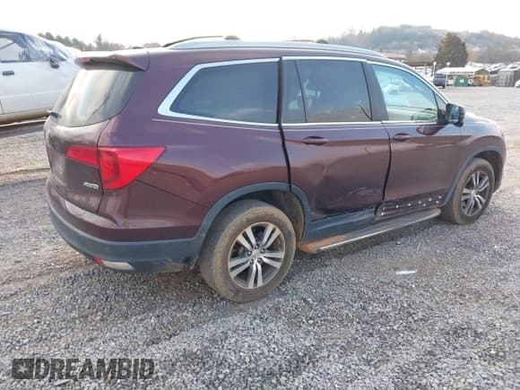 ✅ 2017 Honda Pilot EX • VIN: 5FNYF6H30HB084045 • Lot: 43624333. Listed on IAAI with 125,281 mi. Free auction sales archive from the USA and detailed vehicle history report at DreamBid. Image 4.