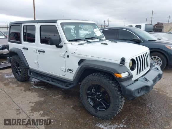 ✅ 2021 Jeep Wrangler Unlimited Sport S • VIN: 1C4HJXDG8MW509322 • Lot: 42110123. Wystawiony na IAAI z przebiegiem 39 955 mil. Bezpłatny archiwum sprzedaży aukcyjnych z USA i szczegółowy raport historii pojazdu na DreamBid. Zdjęcie 1.