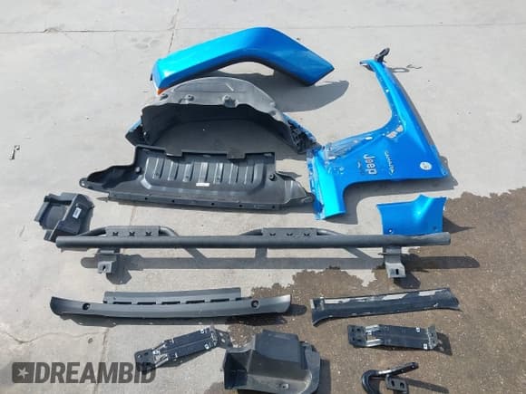 ✅ 2022 Jeep Wrangler Unlimited Sahara • VIN: 1C4HJXENXNW118607 • Lot: 42536834. Listed on IAAI with 29,917 mi. Free auction sales archive from the USA and detailed vehicle history report at DreamBid. Image 12.