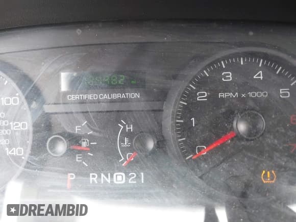 ✅ 2008 Ford Police Interceptor • VIN: 2FAHP71V28X172440 • Lot: 42267409. Listed on IAAI with 124,982 mi. Free auction sales archive from the USA and detailed vehicle history report at DreamBid. Image 7.