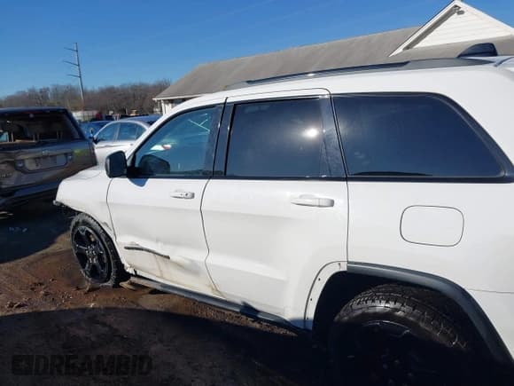 ✅ 2019 Jeep Grand Cherokee Upland • VIN: 1C4RJFAG7KC547559 • Lot: 41146050. Listed on IAAI with 53,484 mi. Free auction sales archive from the USA and detailed vehicle history report at DreamBid. Image 14.