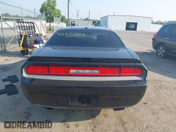 ✅ 2014 Dodge Challenger R/T Plus • VIN: 2C3CDYBT3EH225043 • Лот: 42473884. Опубликован ранее на IAAI с пробегом 87 939 миль. Бесплатный доступ к архиву аукционных продаж из США и подробный отчёт об истории автомобиля на DreamBid. Изображение 16.