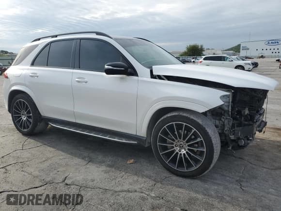 ✅ 2022 Mercedes-Benz GLE 350 • VIN: 4JGFB4KB1NA733388 • Лот: 70051275. Опубликован ранее на Copart с пробегом 58 383 миль. Бесплатный доступ к архиву аукционных продаж из США и подробный отчёт об истории автомобиля на DreamBid. Изображение 4.