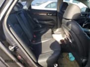 ✅ 2017 Kia Cadenza Premium • VIN: KNALC4J10H5093889 • Lot: 75289604. Wystawiony na Copart z przebiegiem 70 423 mil. Bezpłatny archiwum sprzedaży aukcyjnych z USA i szczegółowy raport historii pojazdu na DreamBid. Zdjęcie 10.