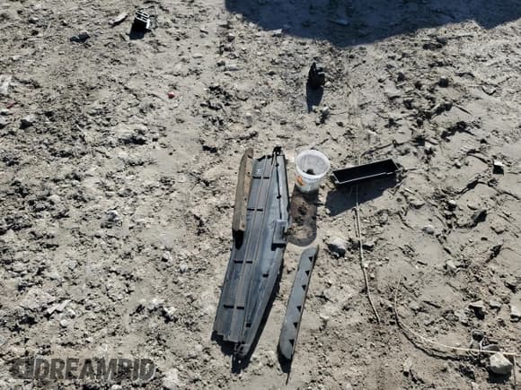 ✅ 2020 Chevrolet Equinox LT • VIN: 2GNAXKEV2L6100393 • Лот: 91593955. Опубликован ранее на Copart с пробегом 43 172 миль. Бесплатный доступ к архиву аукционных продаж из США и подробный отчёт об истории автомобиля на DreamBid. Изображение 13.