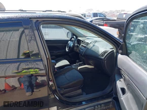 2013 Mitsubishi Outlander ES with VIN 4A4AP3AU2DE016608, listed as a IAAI auction lot 43389084 with 135,907 mi miles and . Bid and sale history available at DreamBid. Image 5.