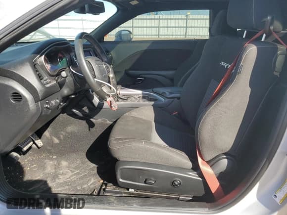 ✅ 2020 Dodge Challenger SRT Hellcat Widebody • VIN: 2C3CDZC93LH239532 • Lot: 72009684. Wystawiony na Copart z przebiegiem 50 633 mil. Bezpłatny archiwum sprzedaży aukcyjnych z USA i szczegółowy raport historii pojazdu na DreamBid. Zdjęcie 7.