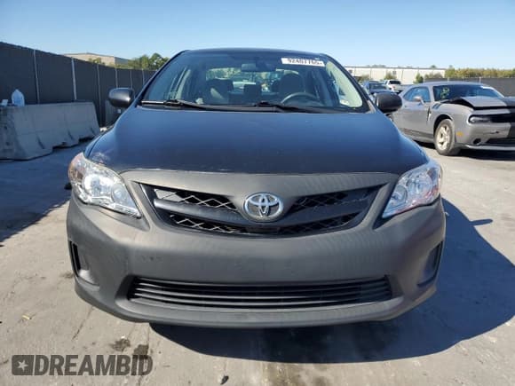 ✅ 2012 Toyota Corolla L • VIN: JTDBU4EE4C9179801 • Lot: 92407765. Wystawiony na Copart z przebiegiem 138 958 mil. Bezpłatny archiwum sprzedaży aukcyjnych z USA i szczegółowy raport historii pojazdu na DreamBid. Zdjęcie 5.