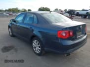 ✅ 2010 Volkswagen Jetta Limited Edition • VIN: 3VWAZ7AJ7AM096618 • Lot: 43406898. Wystawiony na IAAI z przebiegiem 167 850 mil. Bezpłatny archiwum sprzedaży aukcyjnych z USA i szczegółowy raport historii pojazdu na DreamBid. Zdjęcie 3.