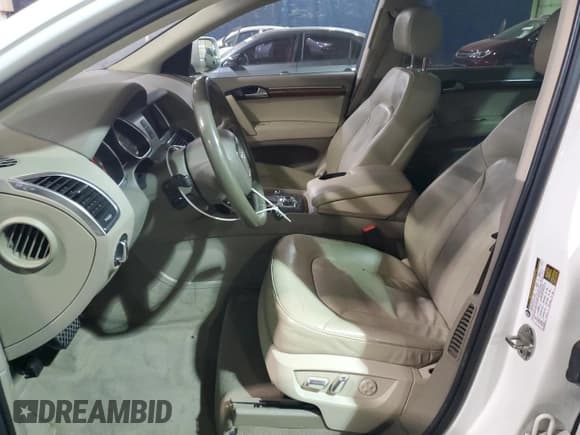✅ 2010 Audi Q7 Premium Plus • VIN: WA1LYAFE5AD007013 • Lot: 82365914. Listed on Copart with 218,321 mi. Free auction sales archive from the USA and detailed vehicle history report at DreamBid. Image 7.