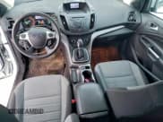 ✅ 2013 Ford Escape SE • VIN: 1FMCU9GX8DUC37466 • Lot: 95010705. Wystawiony na Copart z przebiegiem 136 157 mil. Bezpłatny archiwum sprzedaży aukcyjnych z USA i szczegółowy raport historii pojazdu na DreamBid. Zdjęcie 8.