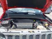 ✅ 2017 Jeep Renegade Limited • VIN: ZACCJBDB3HPG32093 • Лот: 42776647. Опубликован ранее на IAAI с пробегом 77 331 миль. Бесплатный доступ к архиву аукционных продаж из США и подробный отчёт об истории автомобиля на DreamBid. Изображение 10.