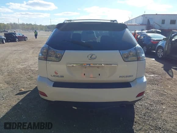 ✅ 2008 Lexus RX 350 • VIN: 2T2HK31U68C082376 • Lot: 43420350. Listed on IAAI with 187,184 mi. Free auction sales archive from the USA and detailed vehicle history report at DreamBid. Image 16.