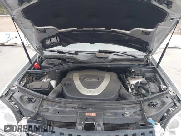 ✅ 2007 Mercedes-Benz M 350 • VIN: 4JGBB86E97A223173 • Лот: 43587675. Опубликован ранее на IAAI с пробегом 205 082 миль. Бесплатный доступ к архиву аукционных продаж из США и подробный отчёт об истории автомобиля на DreamBid. Изображение 10.