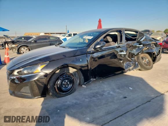 ✅ 2023 Nissan Altima S • VIN: 1N4BL4BV6PN351580 • Лот: 85111175. Опубликован ранее на Copart с пробегом 68 238 миль. Бесплатный доступ к архиву аукционных продаж из США и подробный отчёт об истории автомобиля на DreamBid. Изображение 1.