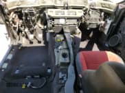 ✅ 2016 Dodge Challenger SRT Hellcat • VIN: 2C3CDZC92GH191592 • Lot: 61436314. Wystawiony na Copart z przebiegiem Nie podano. Bezpłatny archiwum sprzedaży aukcyjnych z USA i szczegółowy raport historii pojazdu na DreamBid. Zdjęcie 8.