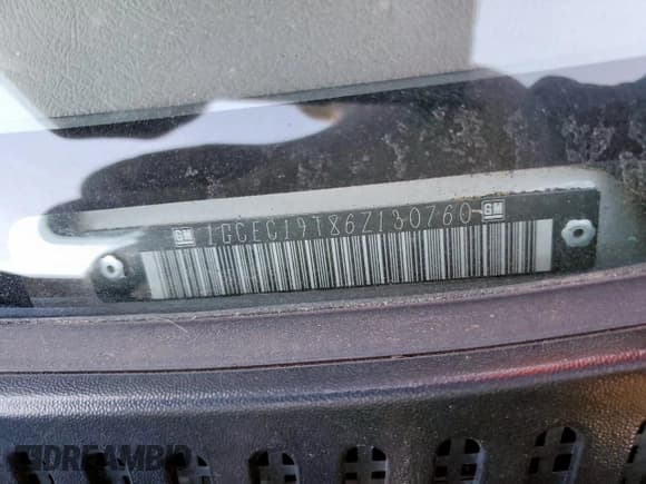 ✅ 2006 Chevrolet Silverado 1500 LT1 • VIN: 1GCEC19T86Z130760 • Лот: 45917125. Опубликован ранее на Copart с пробегом 179 023 миль. Бесплатный доступ к архиву аукционных продаж из США и подробный отчёт об истории автомобиля на DreamBid. Изображение 13.