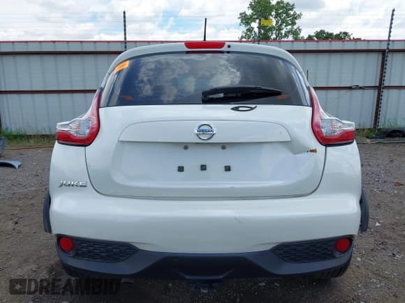 ✅ 2016 Nissan Juke SL • VIN: JN8AF5MR7GT601203 • Lot: 42641801. Listed on IAAI with 172,887 mi. Free auction sales archive from the USA and detailed vehicle history report at DreamBid. Image 16.