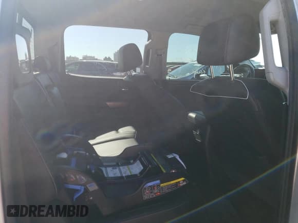 ✅ 2017 Chevrolet Silverado 1500 LTZ • VIN: 1GCUKSEC6HF180684 • Lot: 49894235. Listed on Copart with 111,910 mi. Free auction sales archive from the USA and detailed vehicle history report at DreamBid. Image 10.