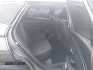 ✅ 2022 Hyundai Tucson SE • VIN: 5NMJACAE9NH060704 • Lot: 42611477. Wystawiony na IAAI z przebiegiem 35 953 mil. Bezpłatny archiwum sprzedaży aukcyjnych z USA i szczegółowy raport historii pojazdu na DreamBid. Zdjęcie 8.