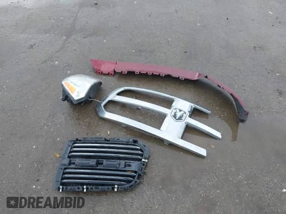 2017 Ram 1500 SLT с VIN 1C6RR7LT8HS795463, выставлен на аукционе IAAI как лот 42975565 с пробегом 114 000 миль миль и . История ставок и продаж доступна на DreamBid. Изображение 12.