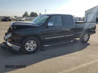 ✅ 2006 Chevrolet Silverado 1500 Work Truck • VIN: 2GCEC19Z461315224 • Лот: 71313414. Опубликован ранее на Copart с пробегом 241 696 миль. Бесплатный доступ к архиву аукционных продаж из США и подробный отчёт об истории автомобиля на DreamBid. Изображение 1.