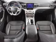 ✅ 2024 Ford Explorer XLT • VIN: 1FMSK8DHXRGA04929 • Lot: 58089255. Wystawiony na Copart z przebiegiem 31 290 mil. Bezpłatny archiwum sprzedaży aukcyjnych z USA i szczegółowy raport historii pojazdu na DreamBid. Zdjęcie 8.