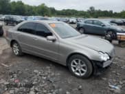✅ 2007 Mercedes-Benz C 280 Luxury • VIN: WDBRF92H17F877390 • Lot: 68211865. Wystawiony na Copart z przebiegiem 77 661 mil. Bezpłatny archiwum sprzedaży aukcyjnych z USA i szczegółowy raport historii pojazdu na DreamBid. Zdjęcie 4.