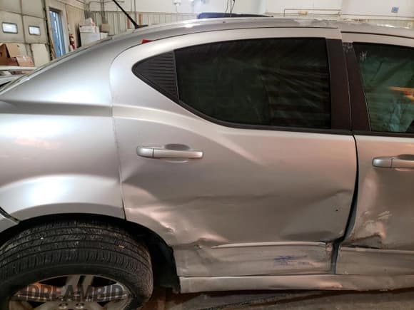 ✅ 2010 Dodge Avenger R/T • VIN: 1B3CC5FBXAN141898 • Лот: 79806274. Опубликован ранее на Copart с пробегом 165 554 миль. Бесплатный доступ к архиву аукционных продаж из США и подробный отчёт об истории автомобиля на DreamBid. Изображение 10.