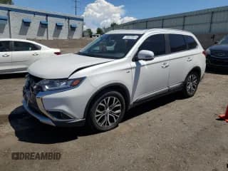 ✅ 2018 Mitsubishi Outlander GT • VIN: JA4JZ4AX9JZ046267 • Лот: 66573575. Опубликован ранее на Copart с пробегом 63 597 миль. Бесплатный доступ к архиву аукционных продаж из США и подробный отчёт об истории автомобиля на DreamBid. Изображение 1.